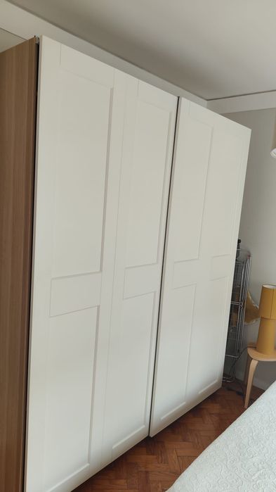 Roupeiro Branco 2 Portas Deslizantes – 235x100x57cm – NOVO