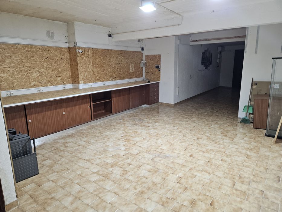Alugo Armazém/Garagem