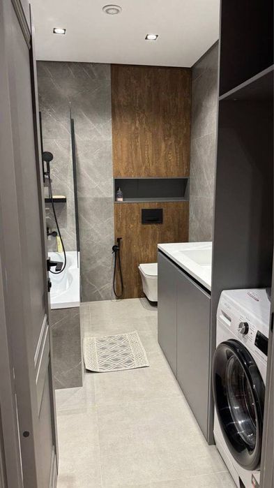 У продажу ​елегантна 2к квартира з авторським дизайном у ЖК River Park