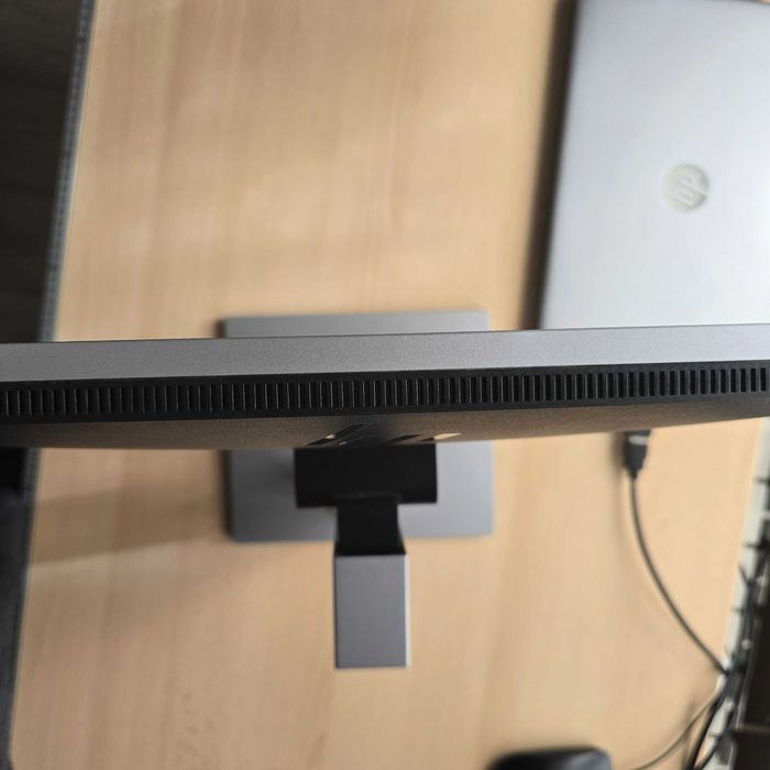 Монітор HP EliteDisplay E233 IPS