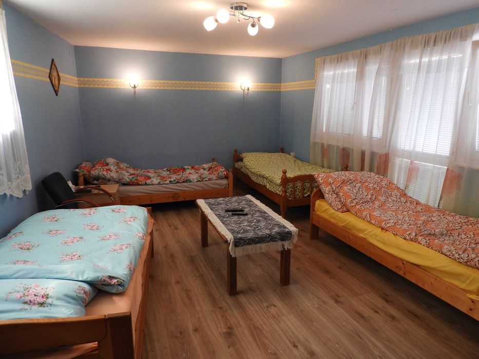 Noclegi  i pokoje pracownicze