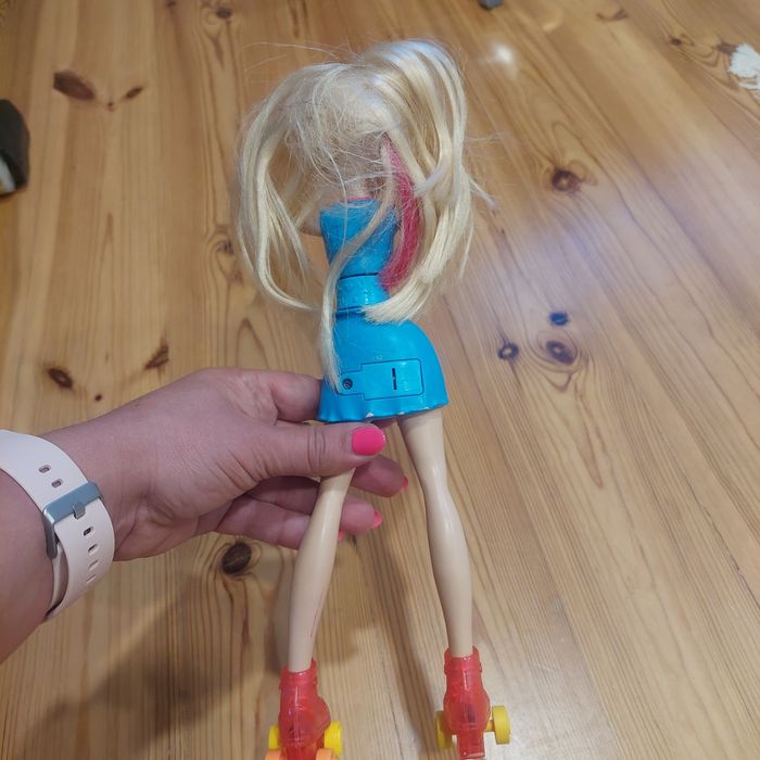 Barbie w świecie gier na wrotkach