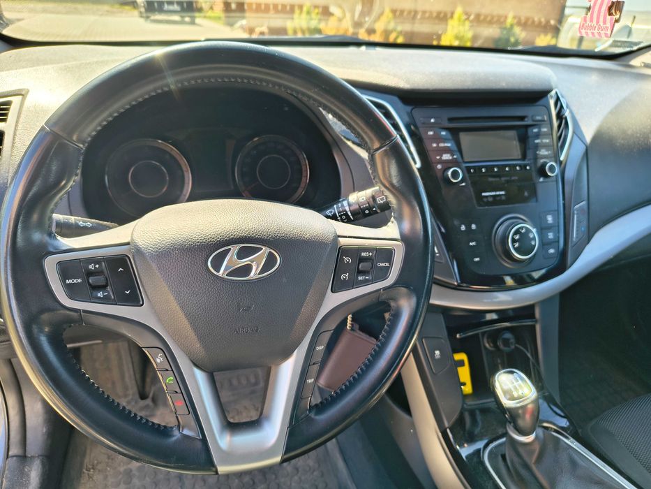 Sprzedam Hyundaia i40 kombi 1.7crdi