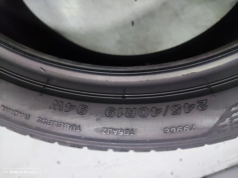 2 pneus semi novos 245-40r19 bridgestone - oferta dos portes