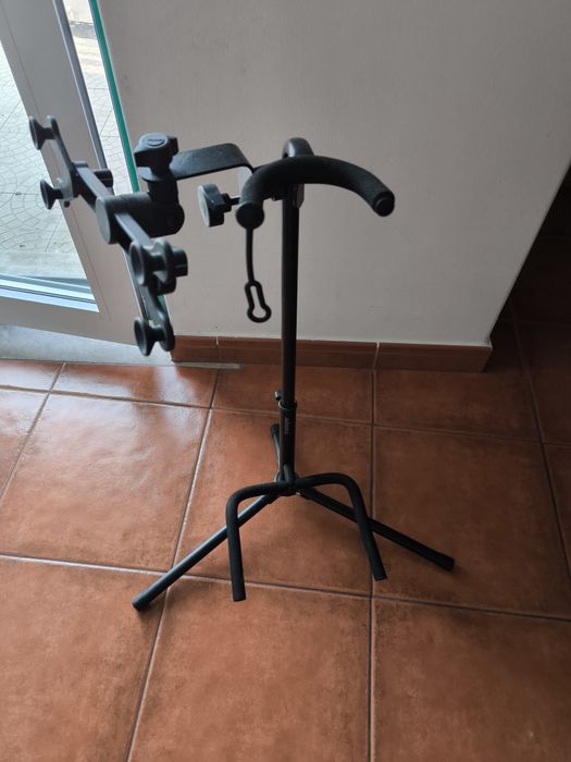 Suporte Guitarra + tablet/iPad