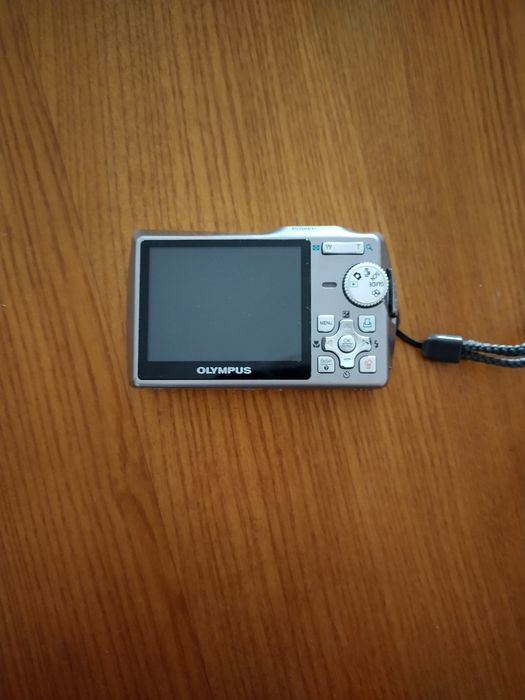 Máquina fotográfica olympus 7.1 megapixel