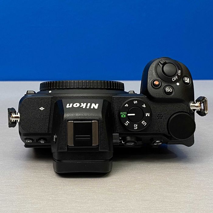 Nikon Z5 (Corpo) - 24.3MP
