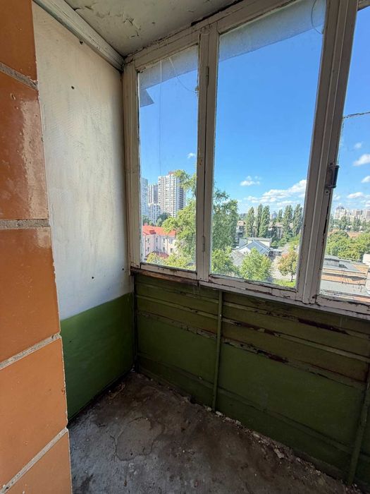 1 кімнатна квартири в 10 хв. від метро Житомирська, пр-т Берестейський 116а