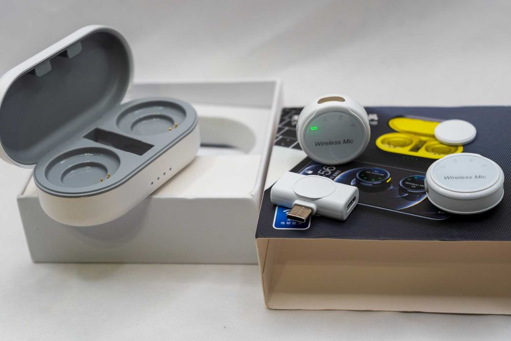 Петличный микрофон Asterold B-612, 2 шт. + зарядный кейс, для блогеров