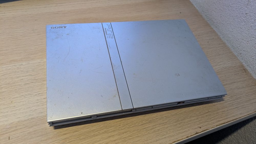 PS2 Slim para peças