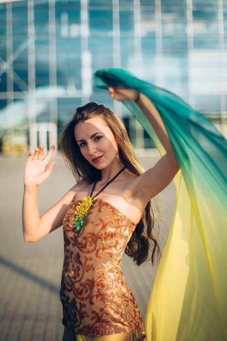 Прокат дизайнерської сукні