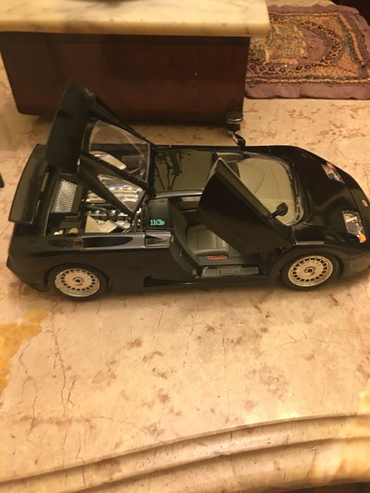 Bugatti EB 110 - Burago