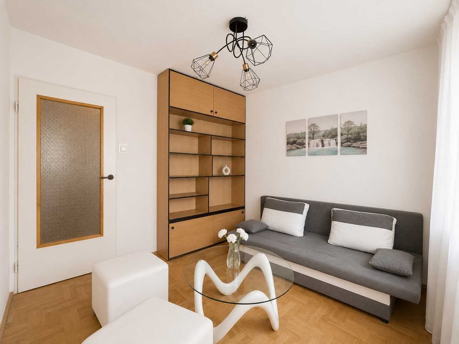 Trzypokojowe mieszkanie na Mokotowie | Balkon | Zielona i spokojna okolica - Więcej