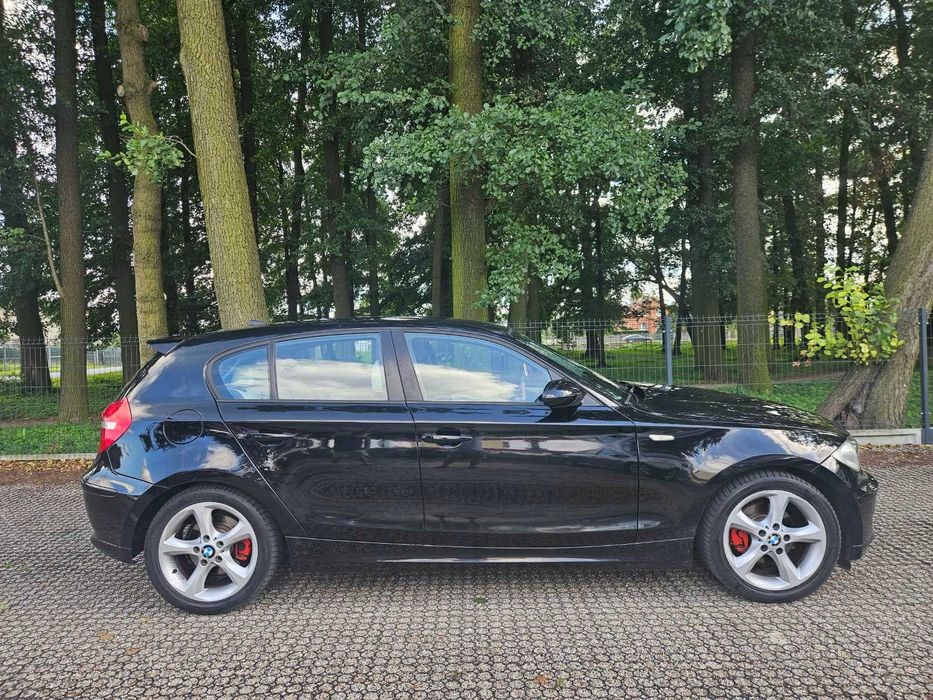 BMW 1 * 2.0 benzyna * 143 KM * 2007r. * jasna skóra *  podgrzewane fotele *