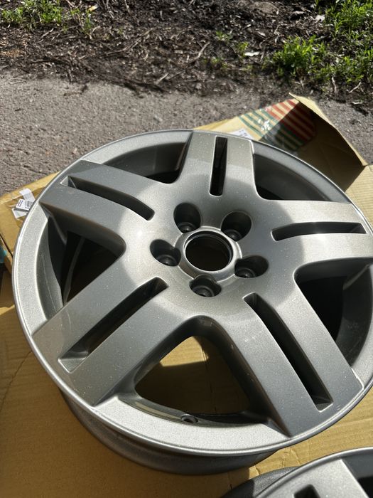Диски r15 golf,octavia 5x100