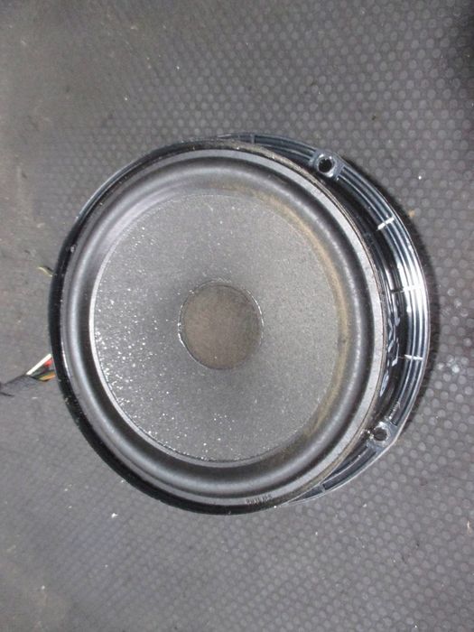 Głośnik drzwi przednich Volkswagen Golf IV 1J0035411G