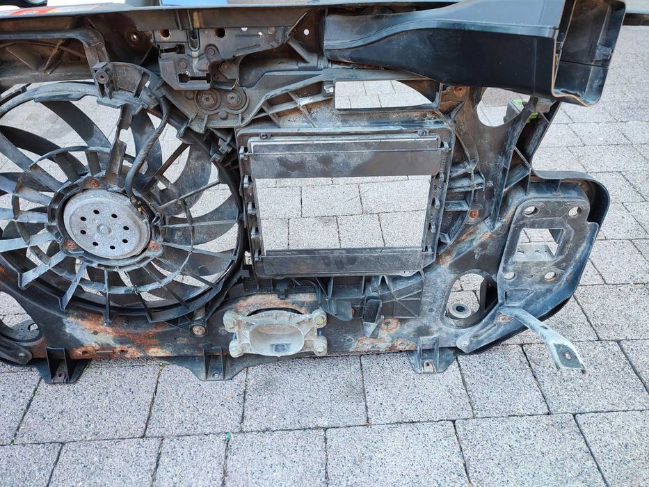 Pas Przedni Audi A6 C6 2.0TDI