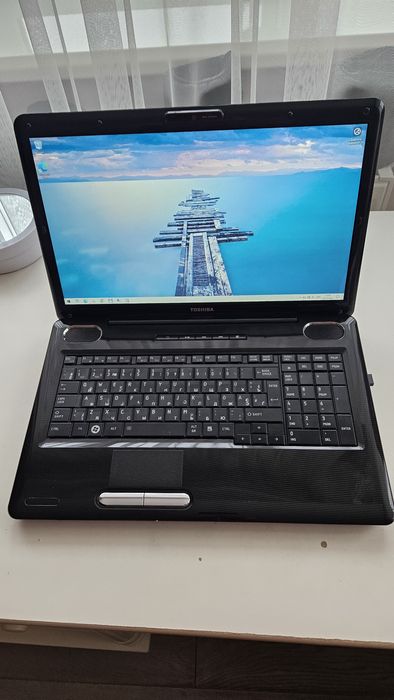 17.3 Toshiba satellite L555-110 ноутбук Intel Core 2.53/64SSD+500HD/6G