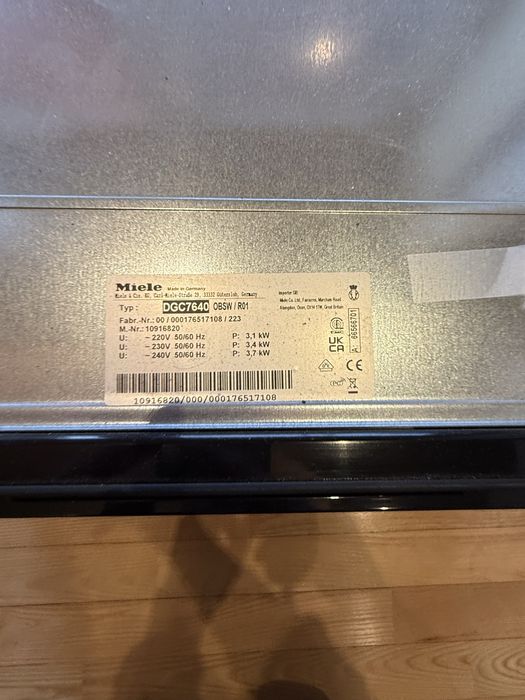 Piekarnik Miele DGC 7640