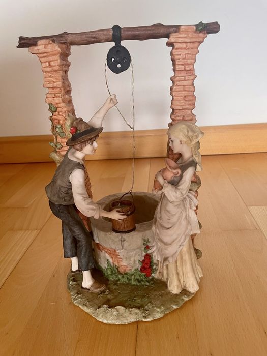 Estatueta Capodimonte G. Armani 1981