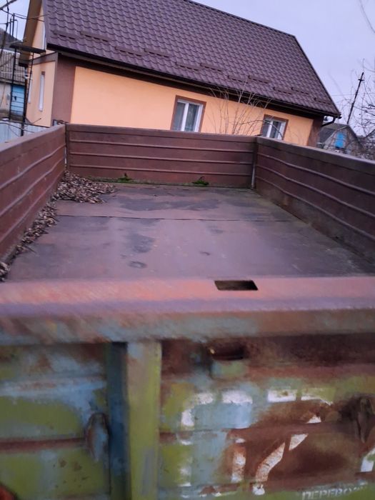 Продам зіловський причеп