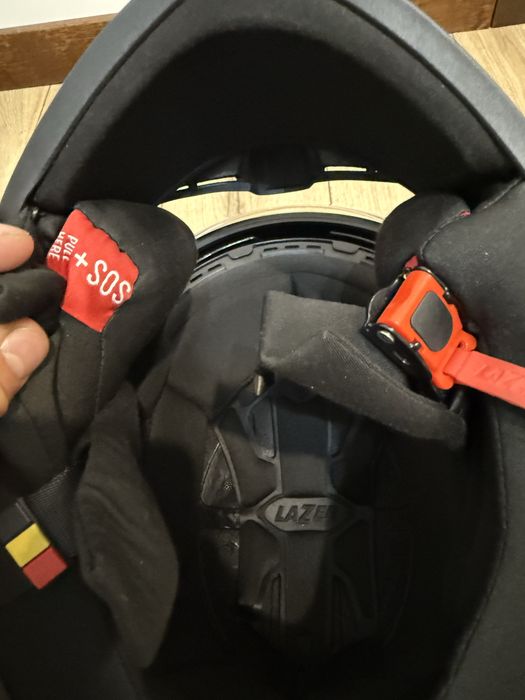 Kask Lazer Rafale Evo Z-Line i rekawice SHIMA X-Breeze 2