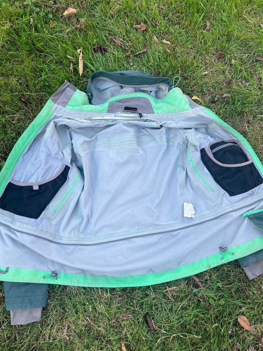 Продам вітровку MAMMUT DRY tech