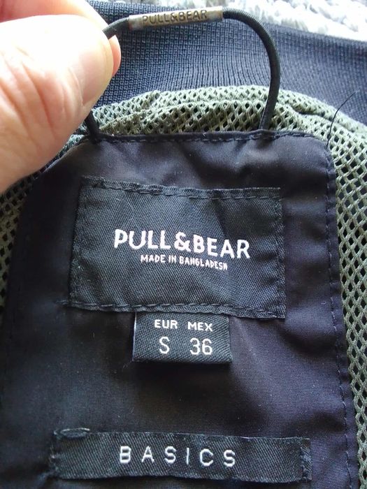 Kurtka bomberka Pull Bear r.S