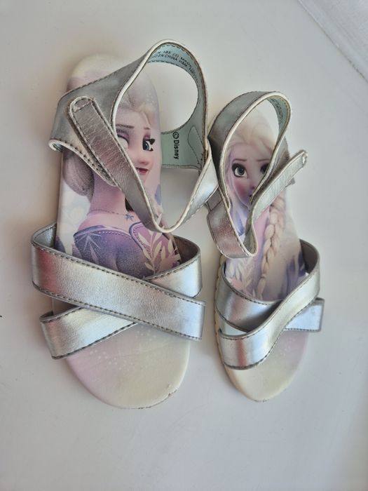 Босоніжки для дівчинки