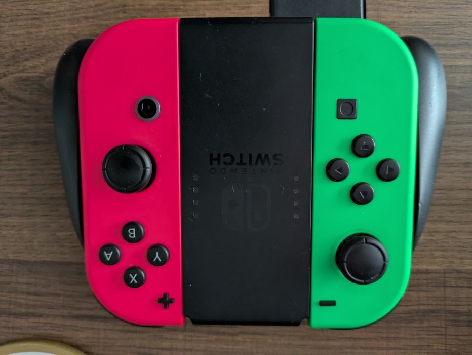 Nintendo Switch Neon