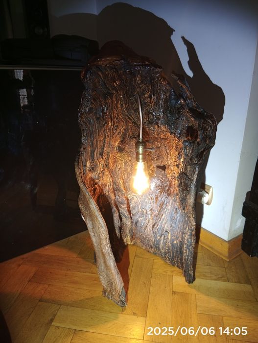 Ręcznie robiona lampa