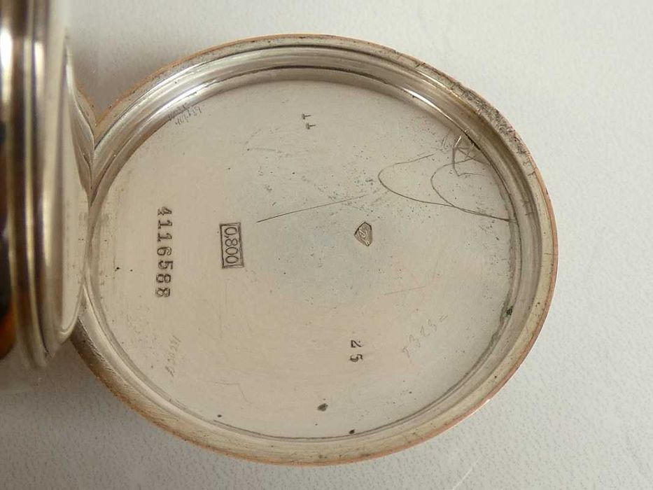 Longines w srebrnej kopercie