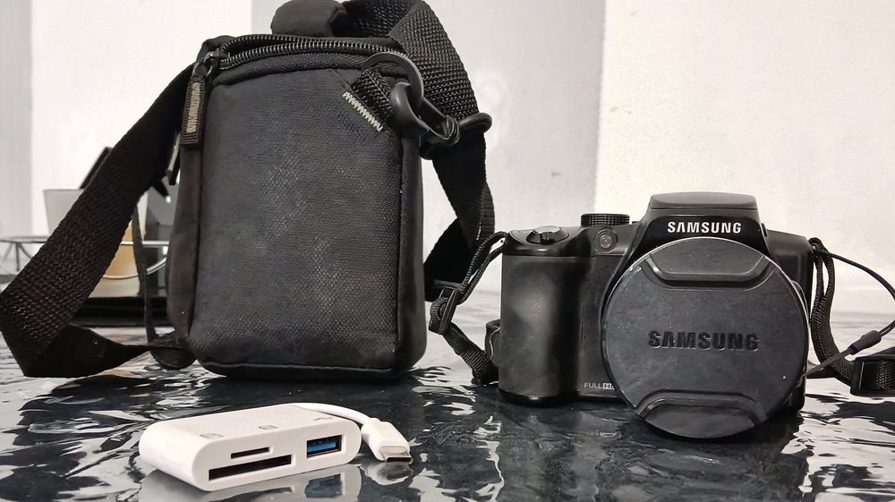 Câmera Samsung WB2100