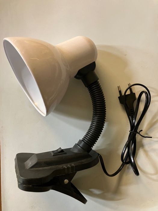 Світильник на прищіпці