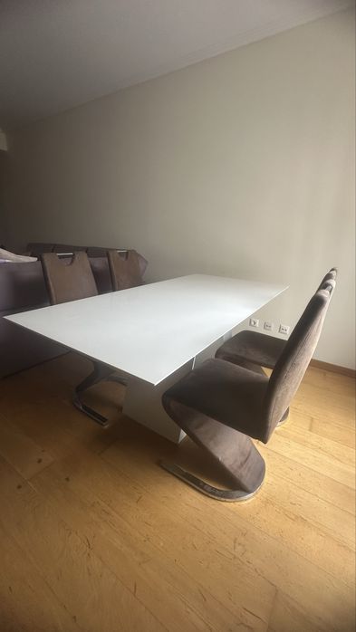 Mesa de jantar italiana