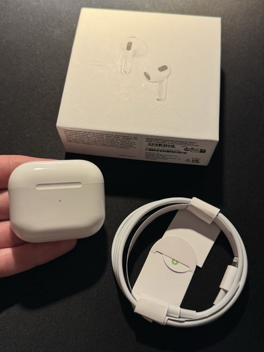 Nowe słuchawki AirPods 3