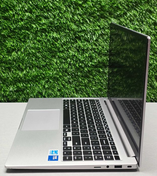 Samsung Galaxy Book4 /Intel 7 150U / 16GB / 512GB /АКБ - 0% / 2025 год