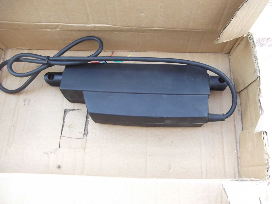 Siłownik LINAK LA12 24V 2 szt