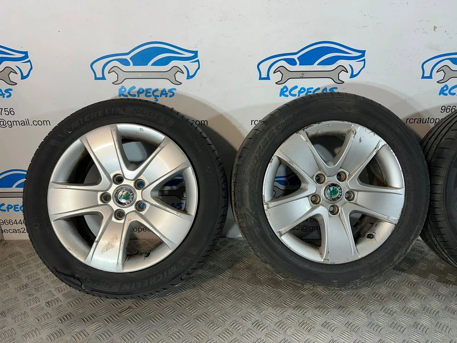 Conjunto Jantes 16 Originais Skoda Octavia 6.5J ET50 5x112 1Z0601025T