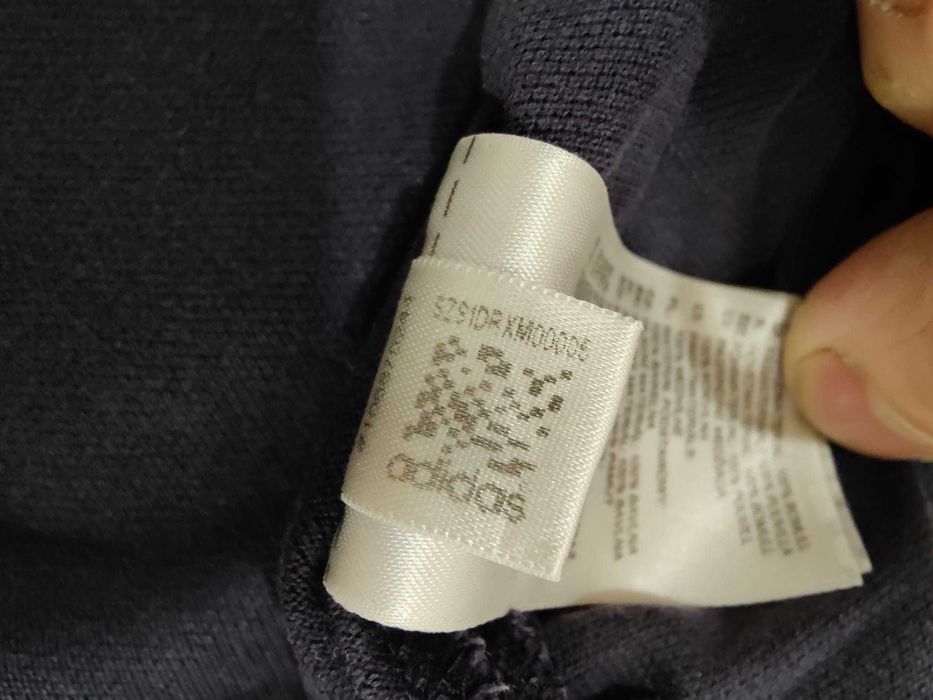 Polo Adidas tam. L em excelente estado