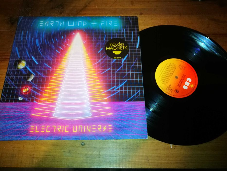 EARTH WIND & FIRE - Electric Universe LP