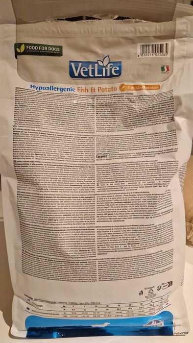 Ração hipoalergénica Farmina para cão adulto pequeno, peixe e batata-doce - 2 kg