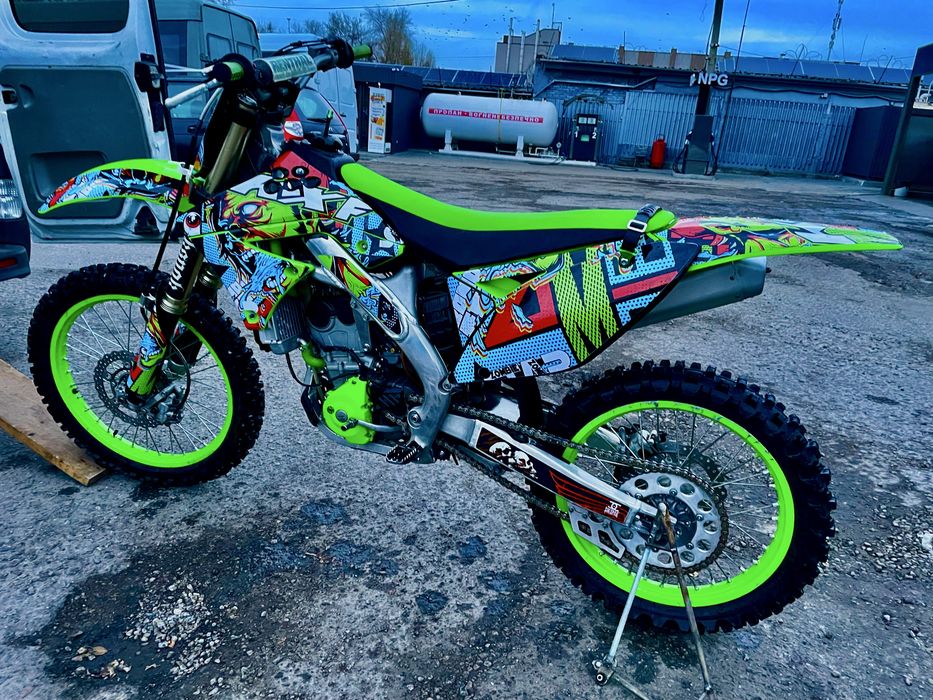 Kawasaki kx250f кросовий
