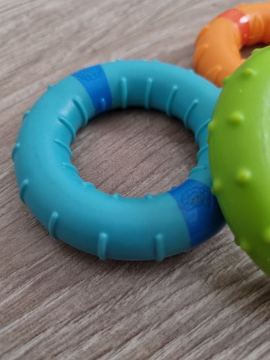 Fat brain toys kółka magnetyczne gryzaki sensoryczne