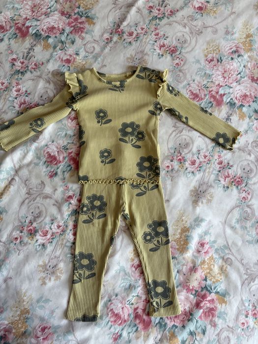 Костюм Next в отличном состоянии