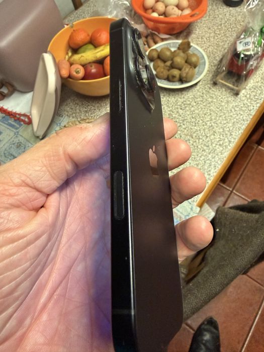 Iphone 16 Pro 256 GB Black Titanium