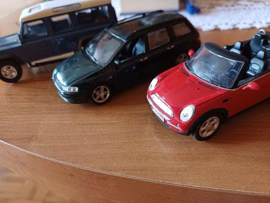 Auta kolekcjonerskie  1: 43