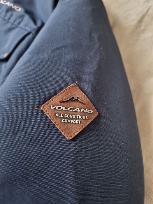 Volcano. Zimowa kurtka męska. Roz. M. Jak nowa.