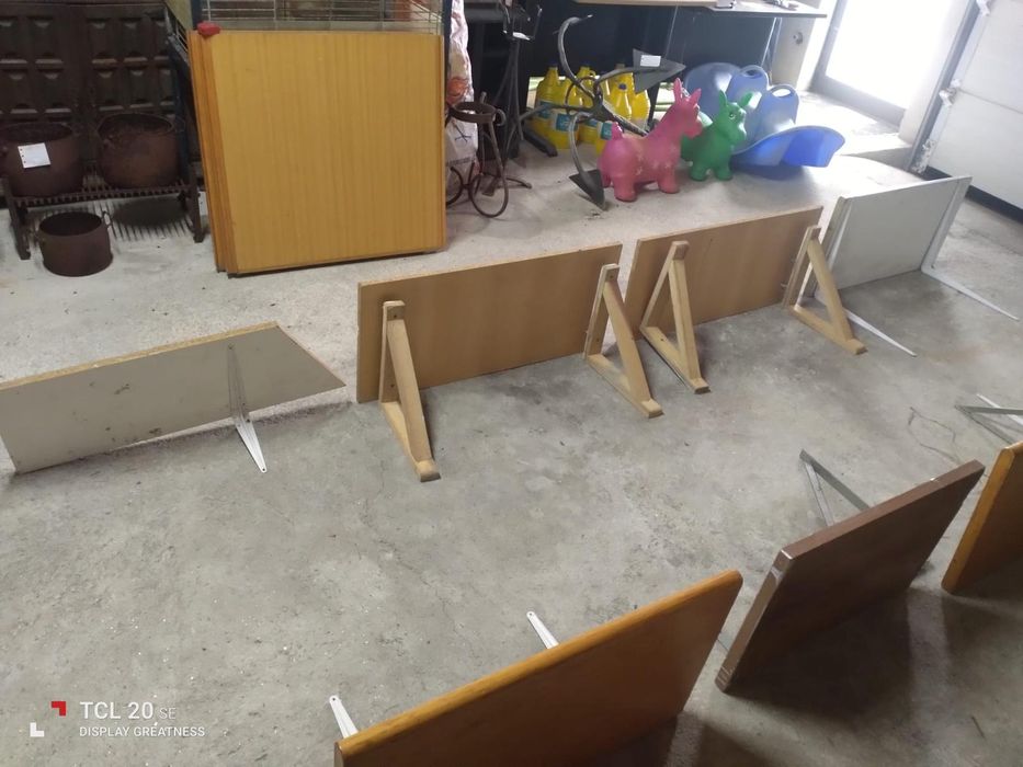 Conjunto De Sete Prateleiras E Uma De Canto Com Suportes