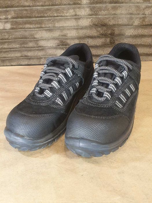 Кроссовки Lemaitre с железным носком ( размер  38 ) Замша .